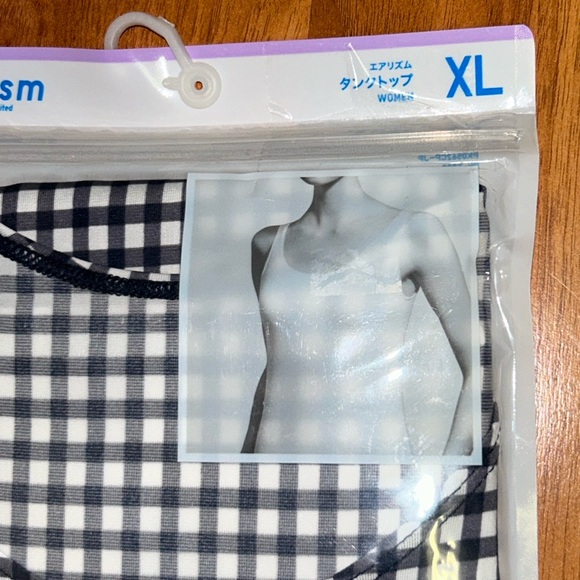 NWT Uniqlo AIRism Tank Top - Picture 3 of 8